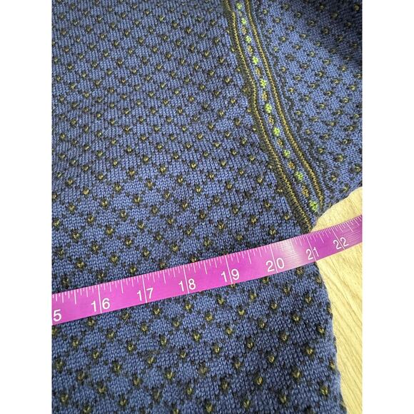 Dale of Norway Casual Dale Rose Floral Knit Cardigan Sweater - Medium - Picture 8 of 9